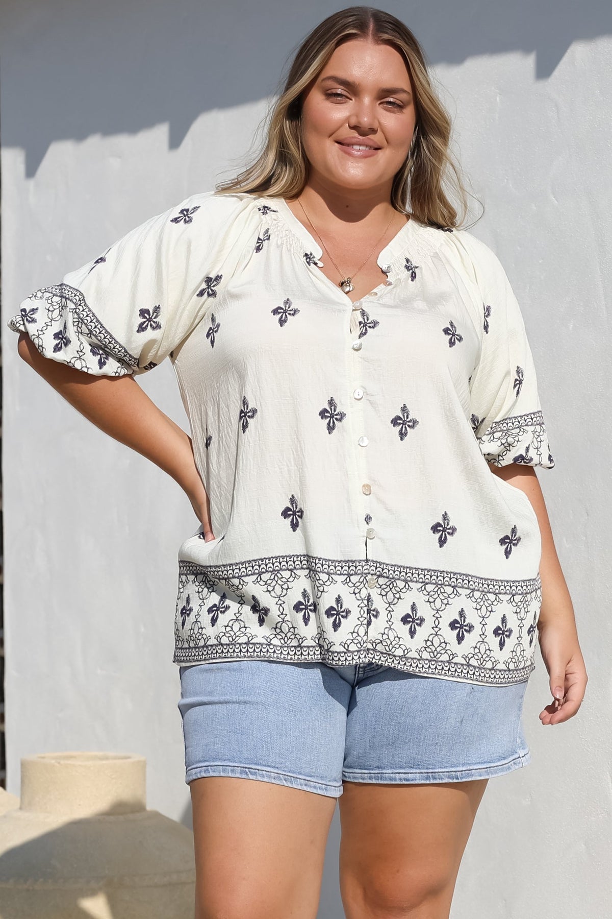 Alicia Top - Mandarin Collar Buttoned-Down Top in Sahara Print Navy