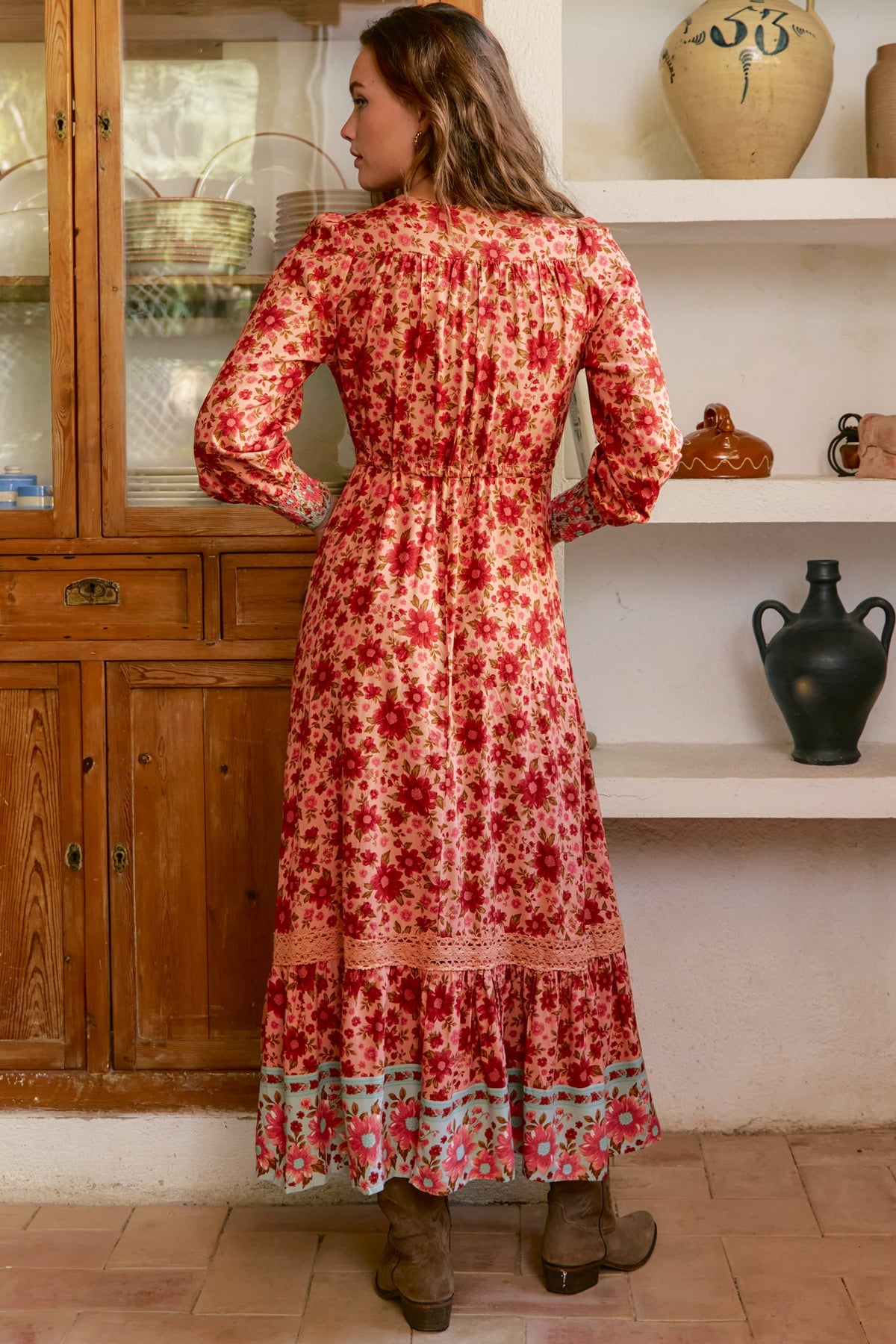 JAASE - Arlo Maxi Dress: V-Neck Pull Tie Waist Maxi With Pockets in Lillianna Print