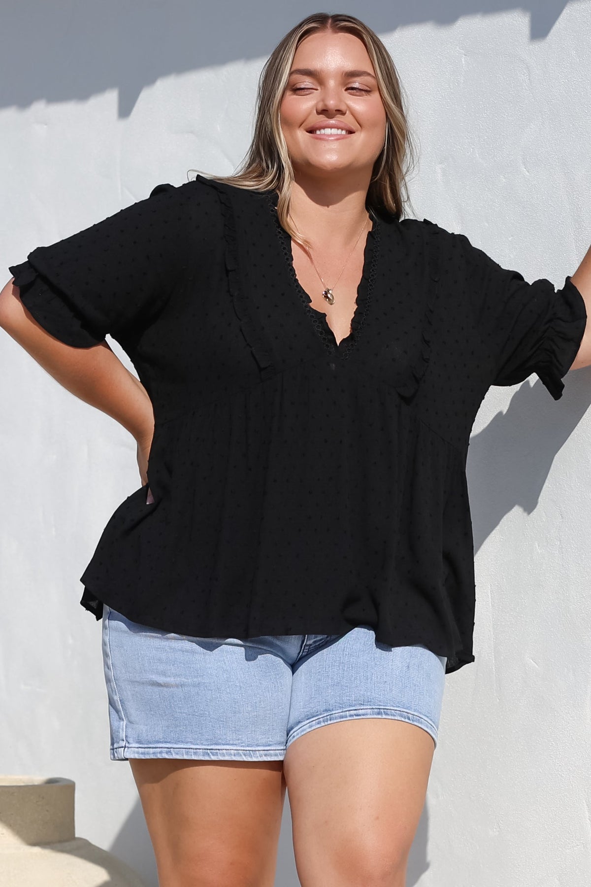 Catha Top - Frill Neckline Empire Bustline Top with Short Balloon Sleeves in Black