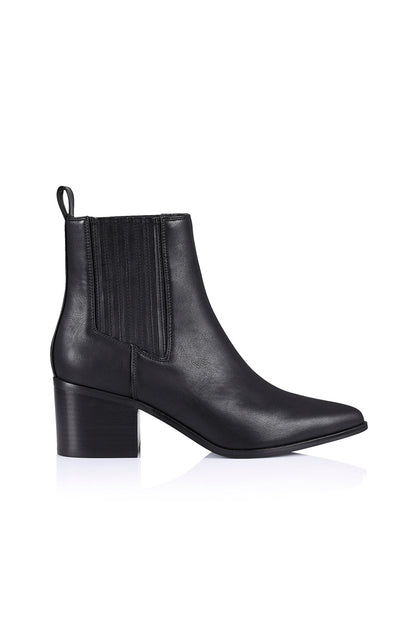 Fillipin Chelsea Ankle Boots - Black Softee