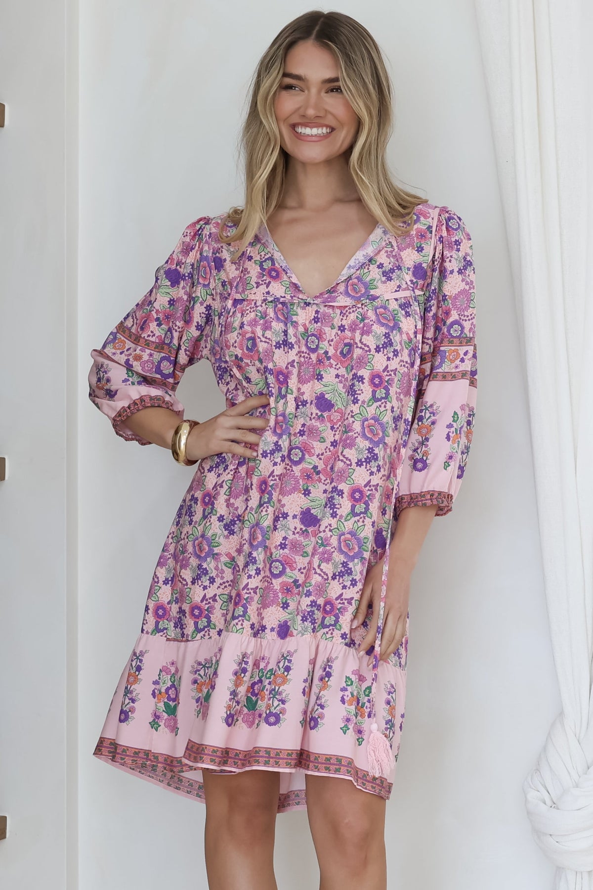 Helda Mini Dress - V-Neck Shift Dress with Balloon Sleeves in Aletta Print Pink