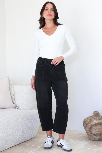 Lowen Barrel Jeans - Elasticated Waist Patch Pocket & Knee Detail Jeans in Black