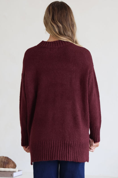 Sammy Jumper - Crew Neck Ribbed Shark Bite Hemline Jumper in Wine