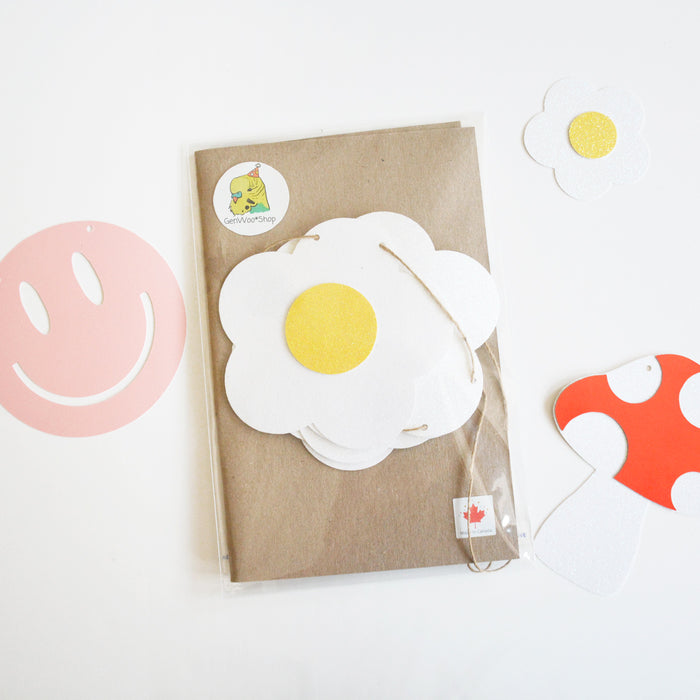 Groovy White Glitter Daisy Banner
