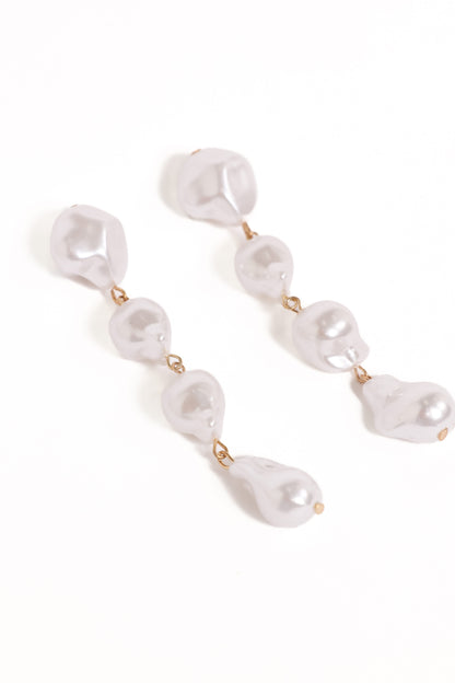 Elyse Drop Earrings - Pearl