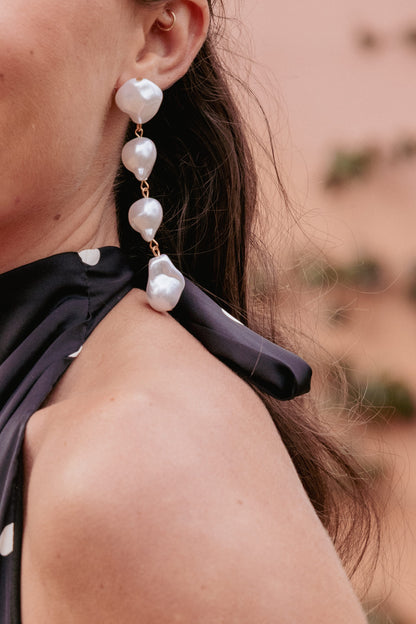 Elyse Drop Earrings - Pearl