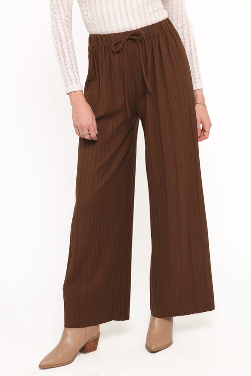 Davis Pleated Knit Pant - Brown