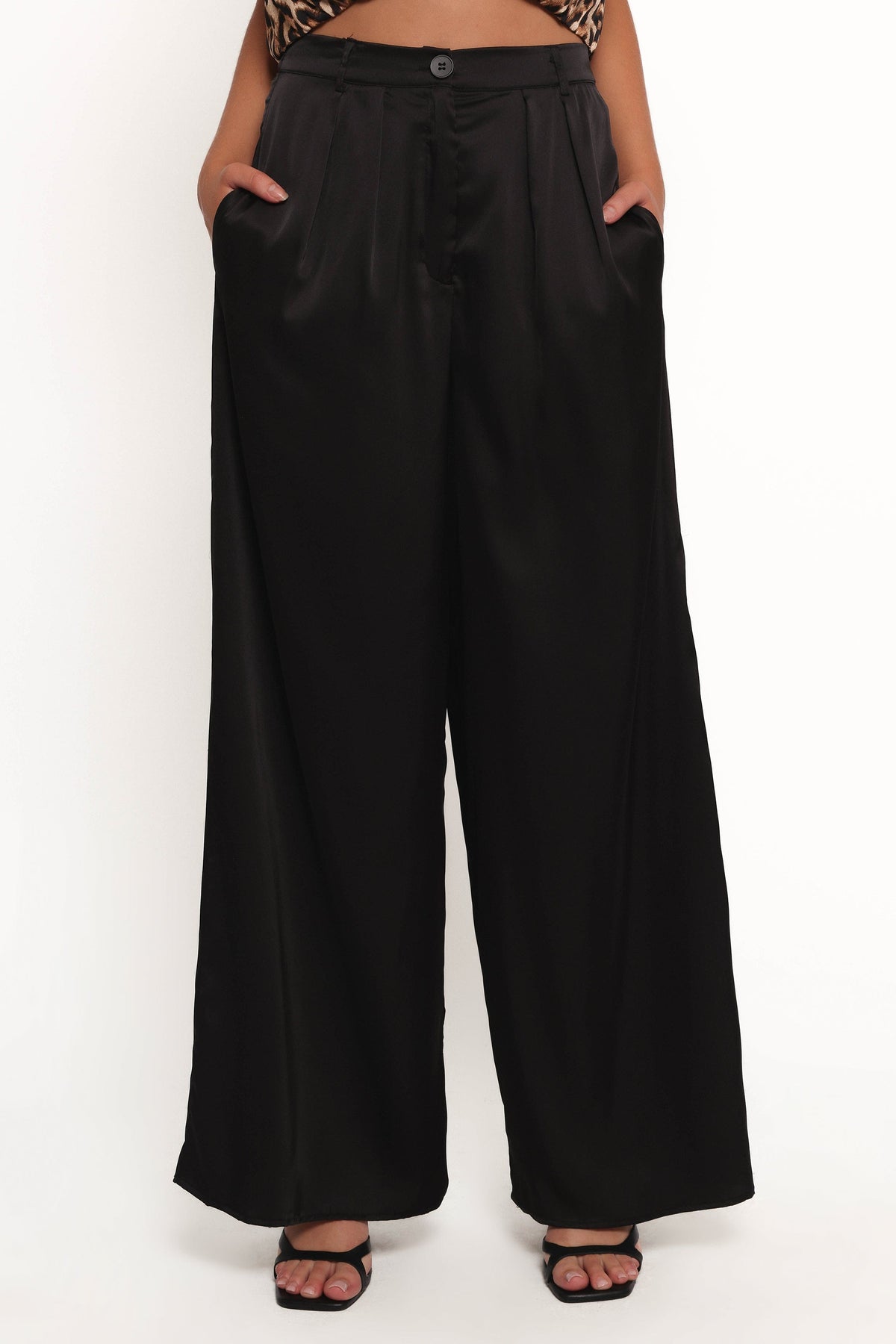 Harlow Two Piece Set - Tan Black