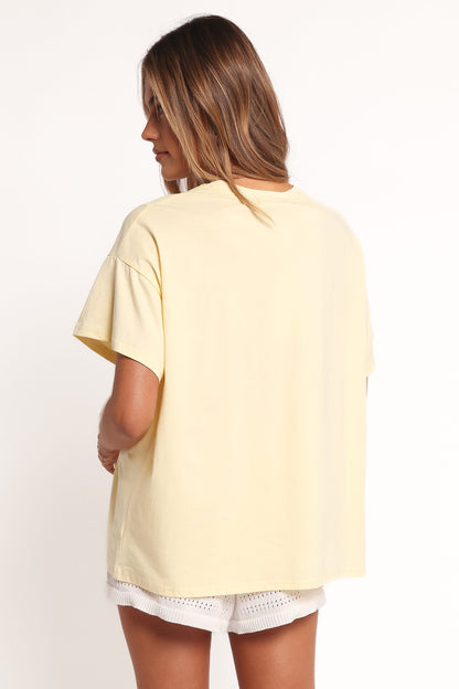 Guavas Graphic Tee - Pale Yellow