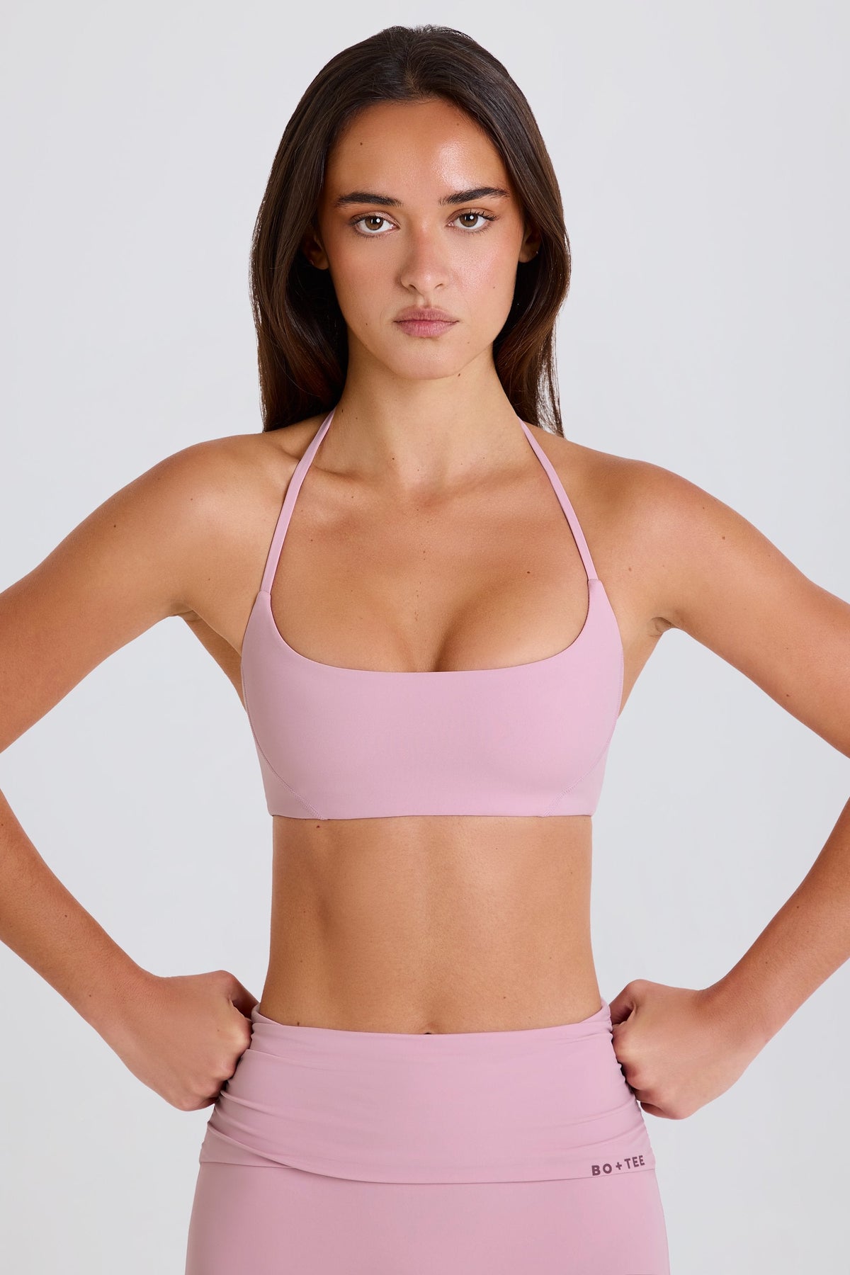 Scoop-Neck Halterneck Sports Bra in Mauve